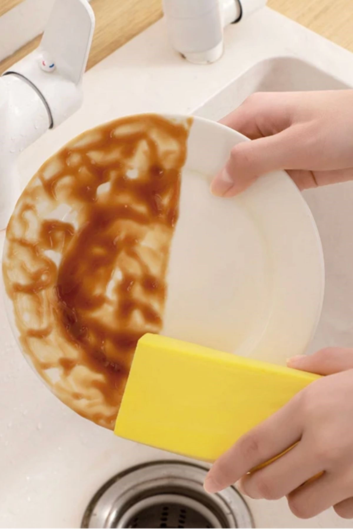 Nemli Silgi Süngeri Banyo,mutfak Ve Araba İçin Temizlik Süngeri ( Lisinya ) Nemli Silgi Süngeri Banyo,mutfak Ve Araba İçin Temizlik Süngeri ( Lisinya )