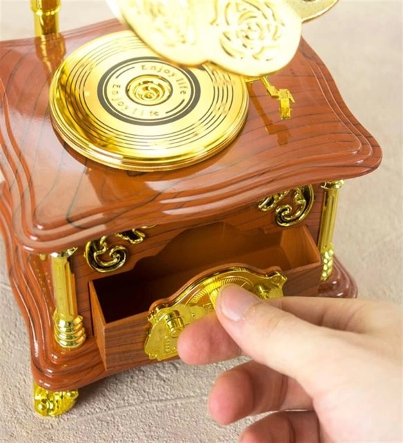 Nostaljik Tasarımlı Kurmalı Ve Çekmeceli Gramofon Müzik Kutusu (kahverengi) ( Lisinya ) Nostaljik Tasarımlı Kurmalı Ve Çekmeceli Gramofon Müzik Kutusu (kahverengi) ( Lisinya )