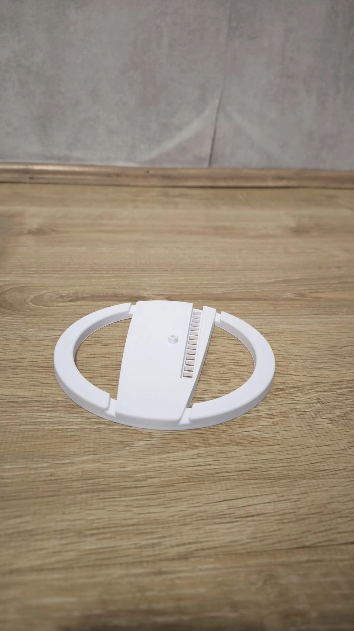 Oyun Konsolu Standı Masa Ve Tv Ünitesi Üstü Düzenleyici Tutucu ( Lisinya )