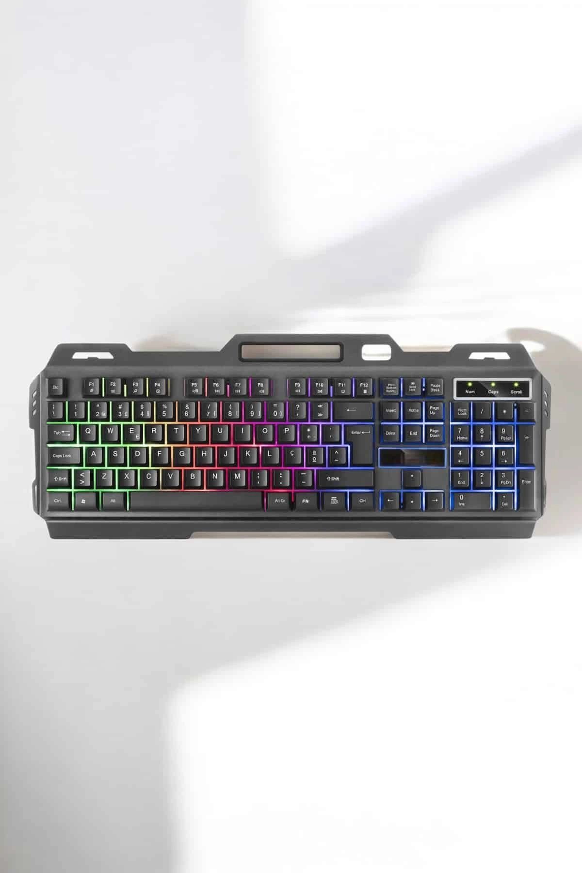 Klavyesi Q Klavye Rgb Işıklı Mouse Hediyeli ( Lisinya )