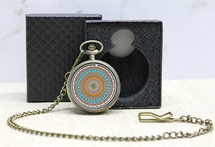 Özel Kutulu Mandala Deseni Köstekli Saat ( Lisinya )