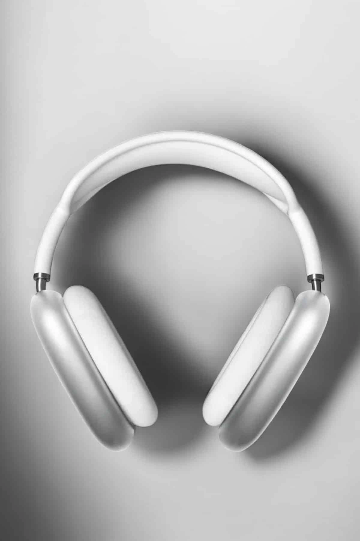 P9 Air Max Kablosuz 5.0 Mikrofonlu Bluetooth Kulaklık Beyaz Yüksek Ses Kaliteli ( Lisinya )