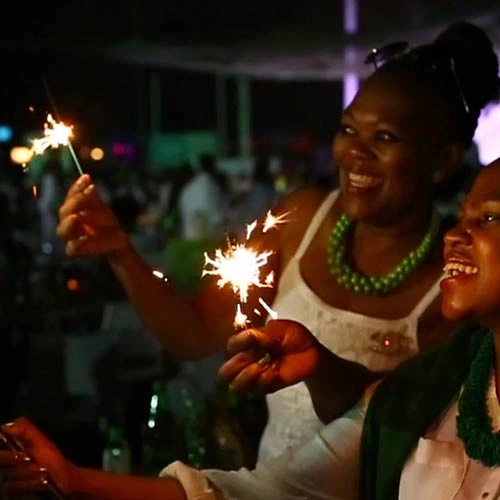 Parti Organizasyon Pasta Maytabı 25 Cm 10 Adet ( Lisinya ) Parti Organizasyon Pasta Maytabı 25 Cm 10 Adet ( Lisinya )