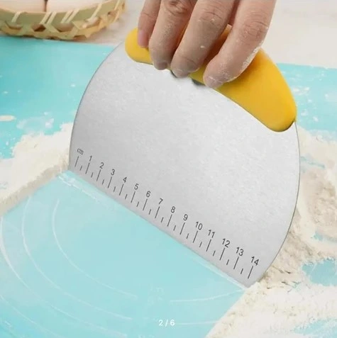 Paslanmaz Çelik Hamur Kesme Ve Şekillendirme Spatulası ( Lisinya ) Paslanmaz Çelik Hamur Kesme Ve Şekillendirme Spatulası ( Lisinya )