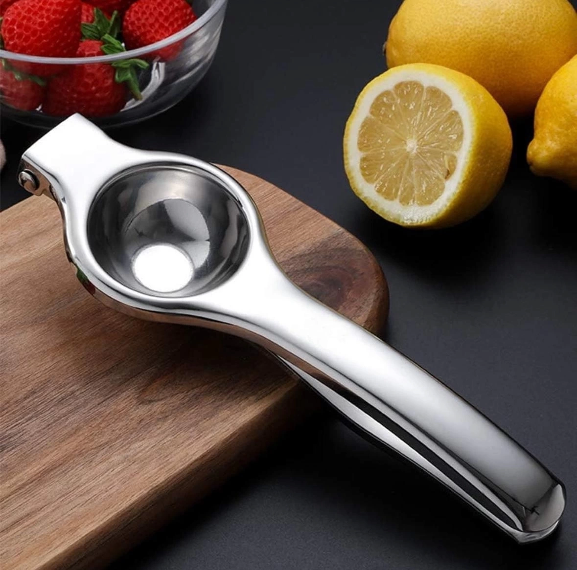 Paslanmaz Çelik Limon Sıkacağı ( Lisinya ) Paslanmaz Çelik Limon Sıkacağı ( Lisinya )