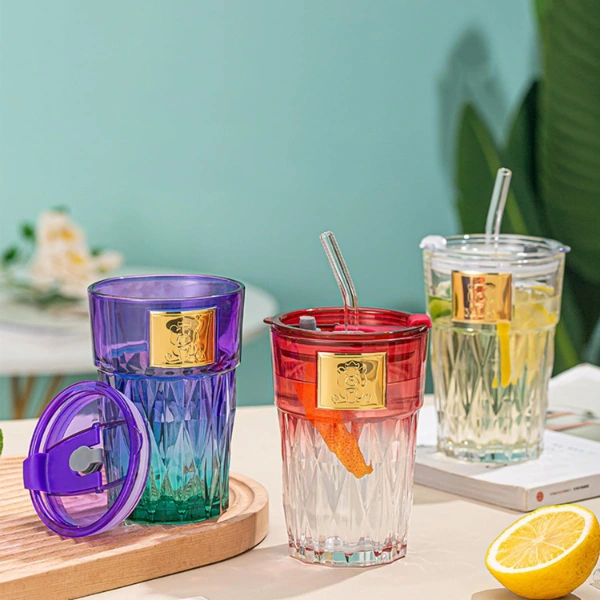 Pipetli Cam Bardak ( Lisinya ) Pipetli Cam Bardak ( Lisinya )