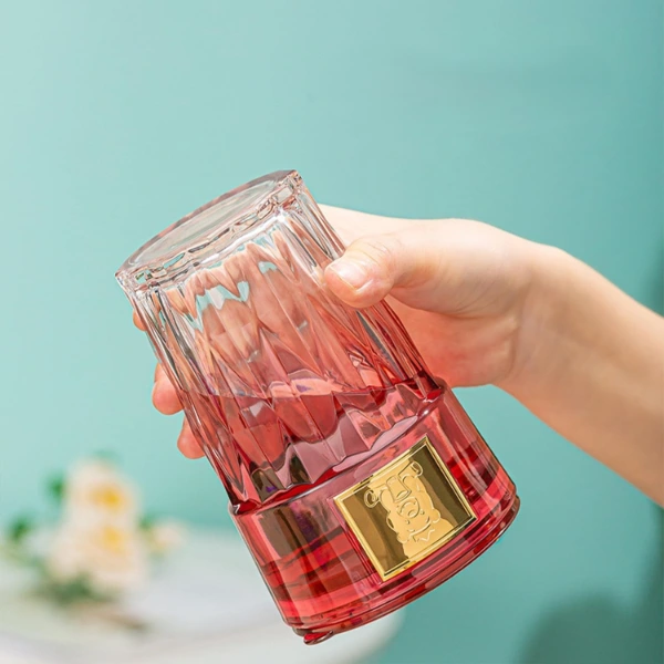 Pipetli Cam Bardak ( Lisinya ) Pipetli Cam Bardak ( Lisinya )