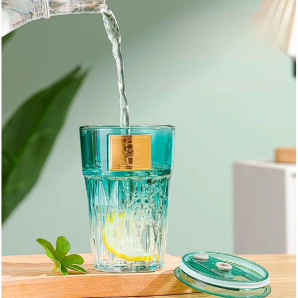 Pipetli Cam Bardak ( Lisinya ) Pipetli Cam Bardak ( Lisinya )