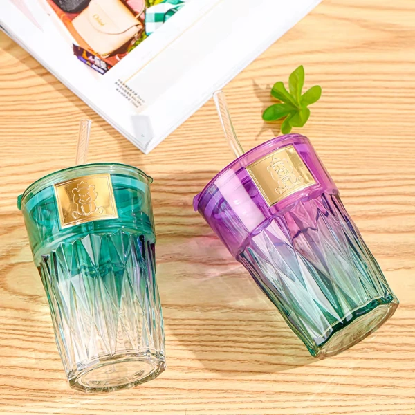 Pipetli Cam Bardak ( Lisinya ) Pipetli Cam Bardak ( Lisinya )