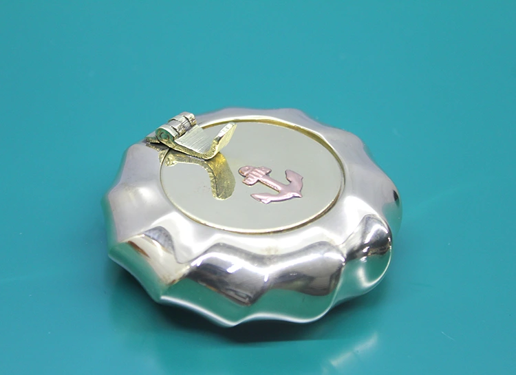 Pirinç Çapalı Kapaklı Küllük 7 Cm ( Lisinya )