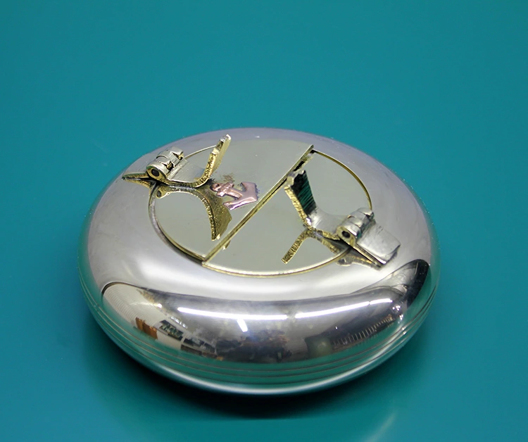 Pirinç Kapaklı Küllük Model 2 ( Lisinya ) Pirinç Kapaklı Küllük Model 2 ( Lisinya )