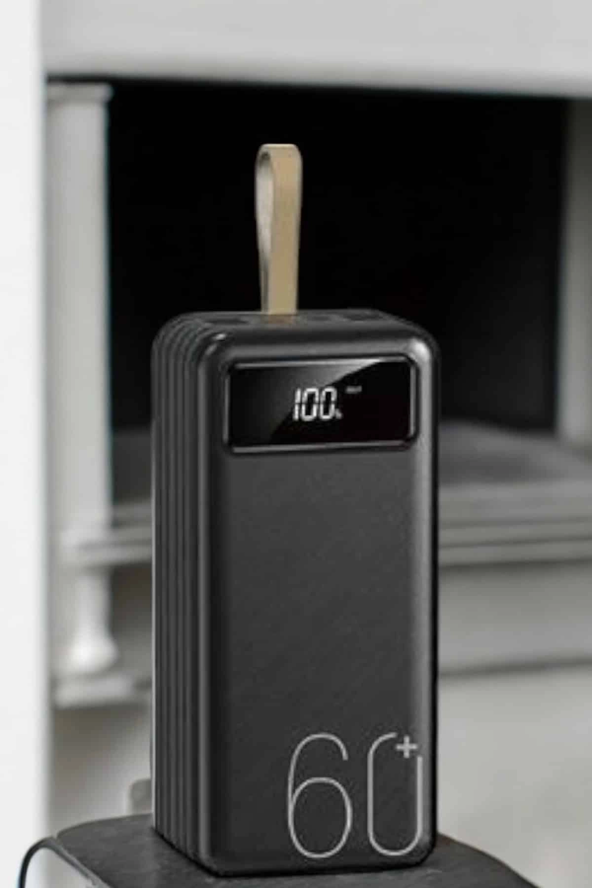 Powerbank 60.000 Mah 4 Portlu Uzun Şarj Süreli Dijital Göstergeli ( Lisinya )