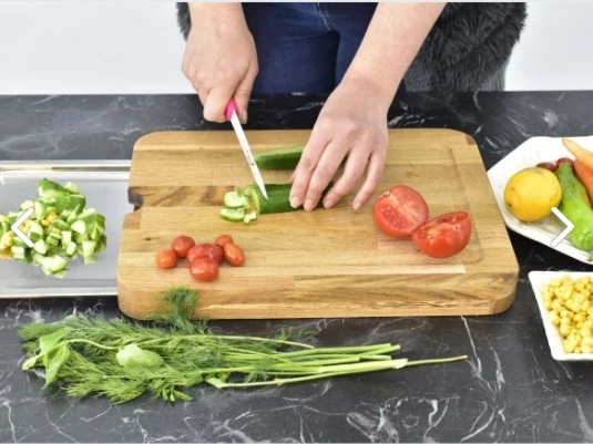 Pratik Tepsili Ahşap Kesme Tahtası ( Lisinya ) Pratik Tepsili Ahşap Kesme Tahtası ( Lisinya )