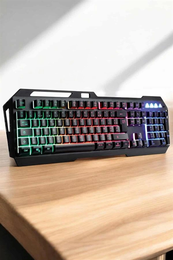 Q Klavye Rgb Işıklı Klavye Ve Mouse Seti Kablolu Mouse Hediyeliş ( Lisinya )