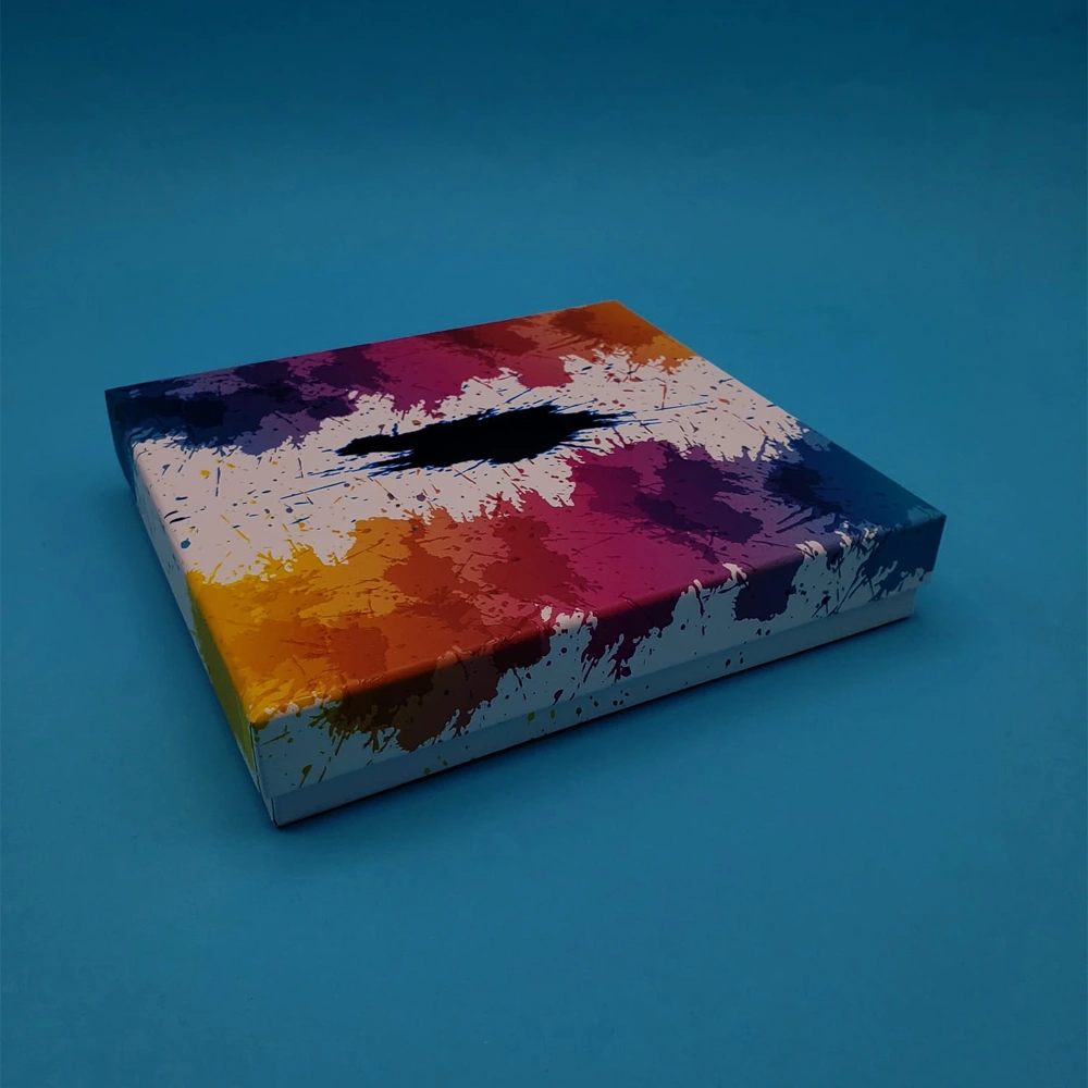 Renkli Tasarım Hediye Kutusu ( Lisinya ) Renkli Tasarım Hediye Kutusu ( Lisinya )