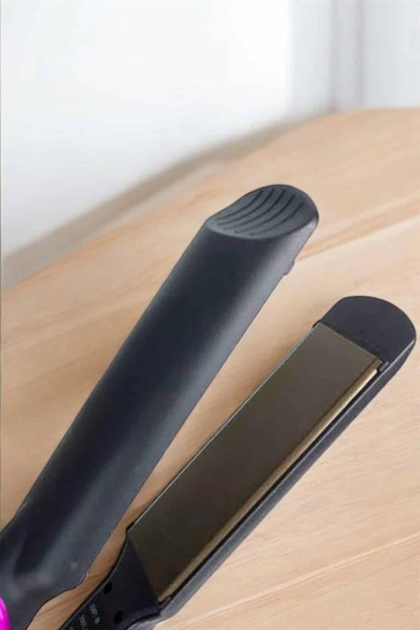 Saç Düzleştirici Isı Ayarlı Seramik Kaplama Döner Kablo Yıpranma Karşıtı ( Lisinya )