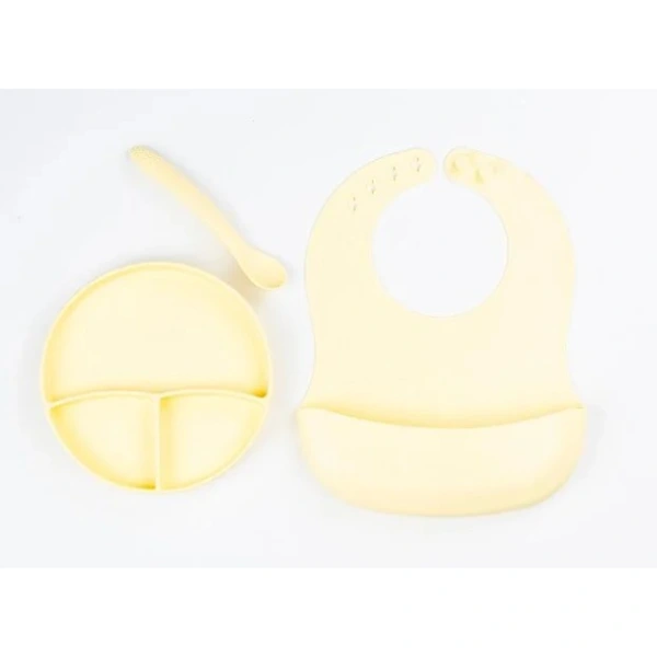 Sarı 3’lü Silikon Yemek Seti – Önlük + Diş Kaşıyıcılı Kaşık + Vakumlu Tabak ( Lisinya ) Sarı 3’lü Silikon Yemek Seti – Önlük + Diş Kaşıyıcılı Kaşık + Vakumlu Tabak ( Lisinya )