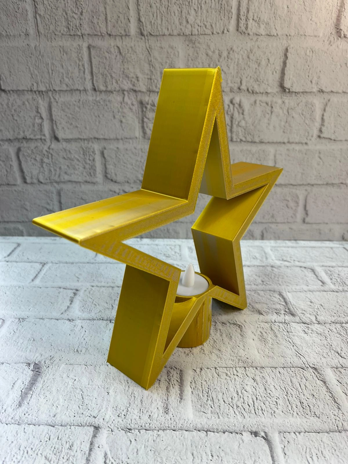 Sarı Yıldız Mumluk Modern Salon Ve Raf Dekoru ( Lisinya )