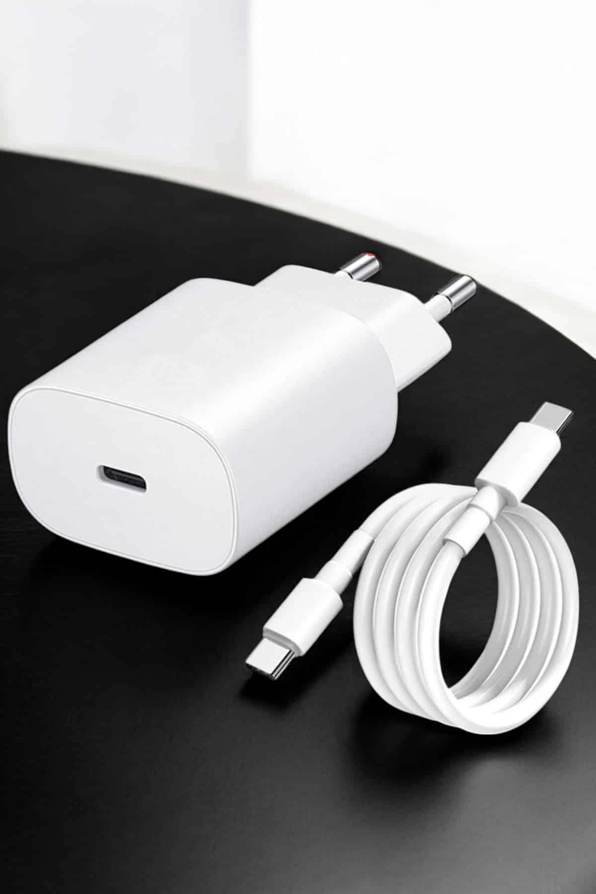 Şarj Aleti İos 15/15 Pro Max Uyumlu Şarj Adaptörü Ve Kablosu ( Lisinya ) Şarj Aleti İos 15/15 Pro Max Uyumlu Şarj Adaptörü Ve Kablosu ( Lisinya )