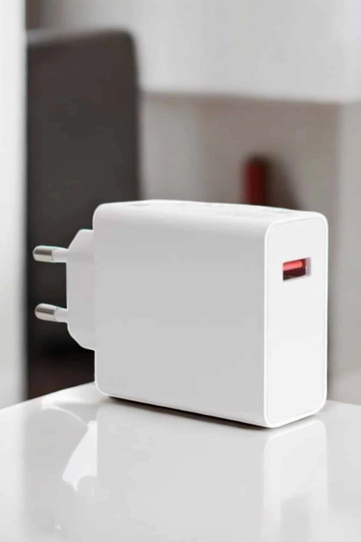 Şarj Aleti Turbo Hızlı 67w Type-c Hızlı Şarj ( Lisinya ) Şarj Aleti Turbo Hızlı 67w Type-c Hızlı Şarj ( Lisinya )