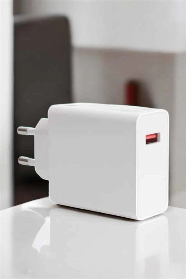 Şarj Aleti Turbo Hızlı 67w Type-c Hızlı Şarj ( Lisinya ) Şarj Aleti Turbo Hızlı 67w Type-c Hızlı Şarj ( Lisinya )