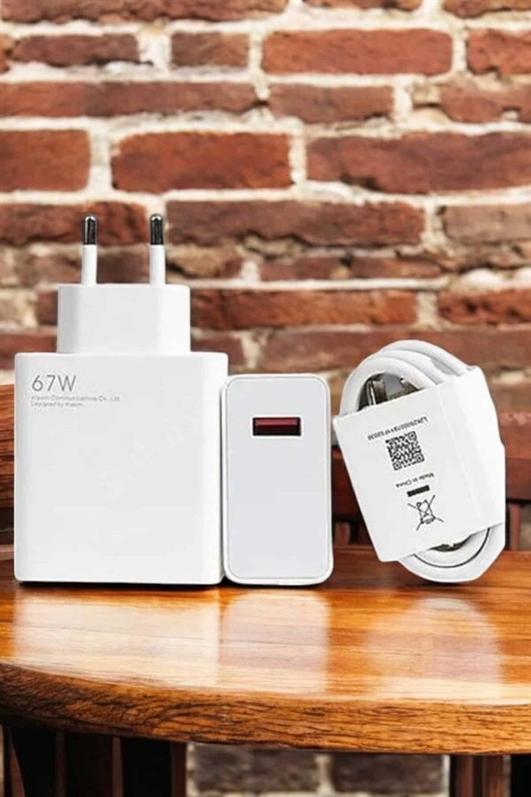 Şarj Aleti Turbo Hızlı 67w Type-c Hızlı Şarj ( Lisinya ) Şarj Aleti Turbo Hızlı 67w Type-c Hızlı Şarj ( Lisinya )