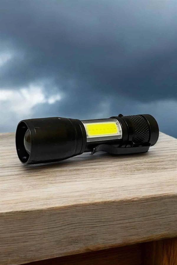Şarjlı Metal Zoomlu El Feneri Işıldak Led Işık Taşınabilir El Lambası ( Lisinya )