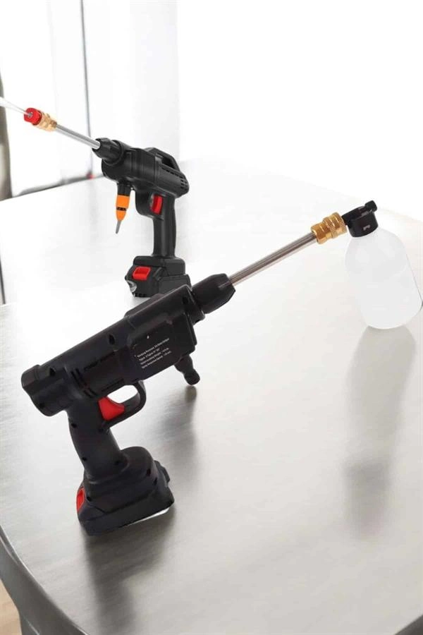 Şarjlı Oto Yıkama Tabancası Su Basınçlı Hazneli Bataryalı ( Lisinya ) Şarjlı Oto Yıkama Tabancası Su Basınçlı Hazneli Bataryalı ( Lisinya )