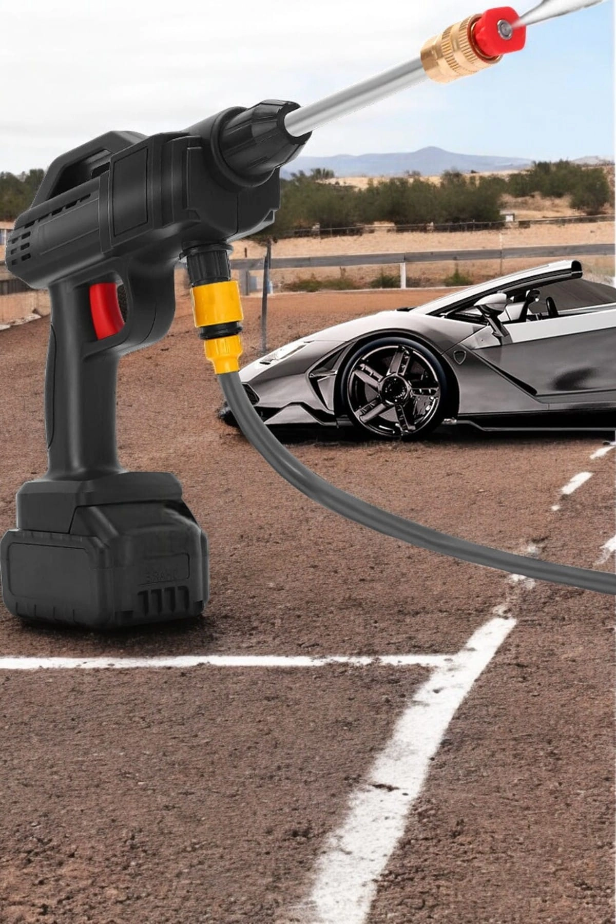 Şarjlı Oto Yıkama Tabancası Su Basınçlı Hazneli Bataryalı ( Lisinya ) Şarjlı Oto Yıkama Tabancası Su Basınçlı Hazneli Bataryalı ( Lisinya )