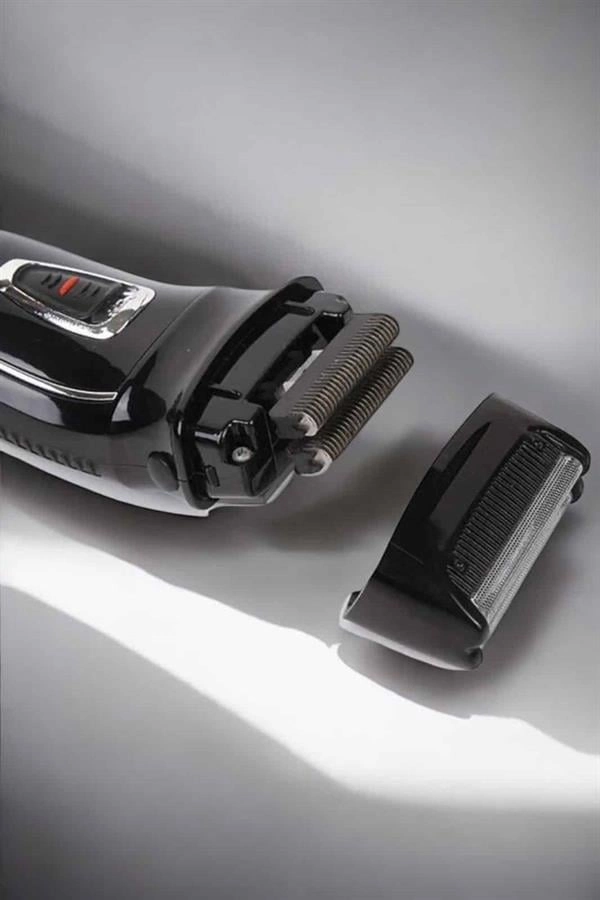 Şarjlı Paslanmaz Çelik Bıçaklı Ve Kablosuz Saç Sakal Tıraş Makinesi ( Lisinya )