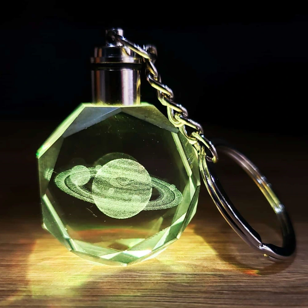 Satürn Gezegen Tasarım Işıklı Anahtarlık ( Lisinya ) Satürn Gezegen Tasarım Işıklı Anahtarlık ( Lisinya )