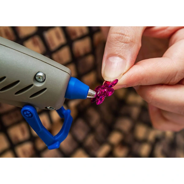 Sıcak Silikon Tabancası ( Lisinya ) Sıcak Silikon Tabancası ( Lisinya )