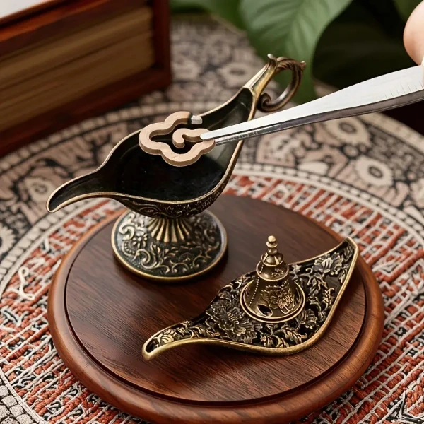 Sihirli Lamba Tasarımlı Tütsülük ( Lisinya ) Sihirli Lamba Tasarımlı Tütsülük ( Lisinya )