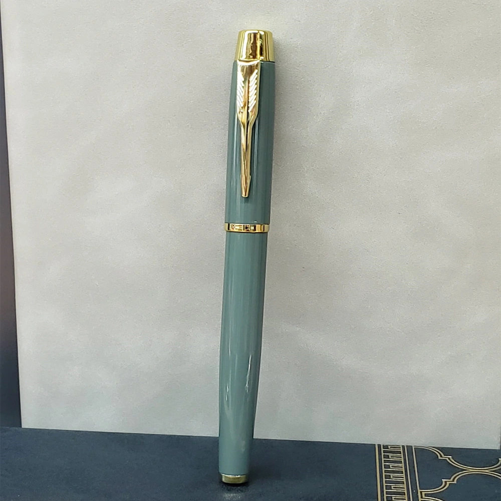 Şık Metal Roller Kalem ( Lisinya ) Şık Metal Roller Kalem ( Lisinya )