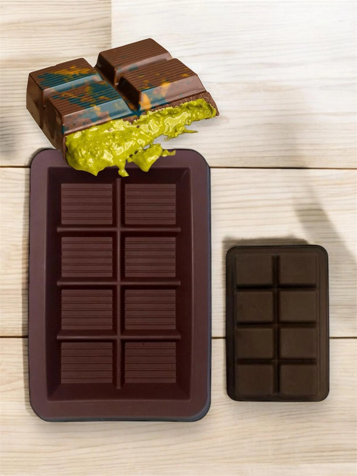 Silikon Dubai Çikolata Kalıbı ( Lisinya ) Silikon Dubai Çikolata Kalıbı ( Lisinya )