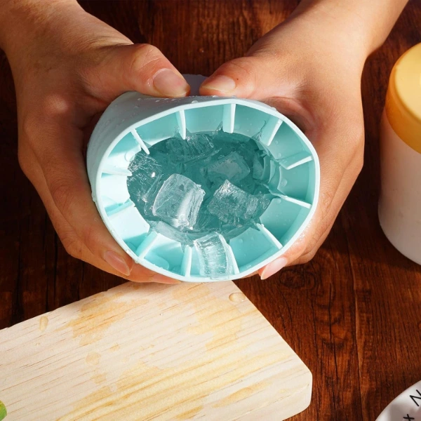 Silikon Küp Buz Kalıbı ( Lisinya ) Silikon Küp Buz Kalıbı ( Lisinya )