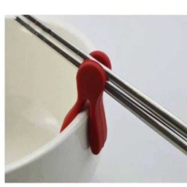 Silikon Tava Kaşık Tutacağı 3'lü Paket ( Lisinya ) Silikon Tava Kaşık Tutacağı 3'lü Paket ( Lisinya )