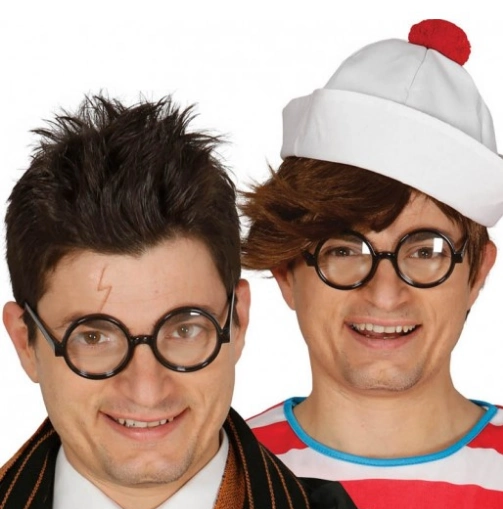 Siyah Çerçeveli Numarasız Camlı Öğrenci Şaka Gözlüğü 1 Adet ( Lisinya ) Siyah Çerçeveli Numarasız Camlı Öğrenci Şaka Gözlüğü 1 Adet ( Lisinya )