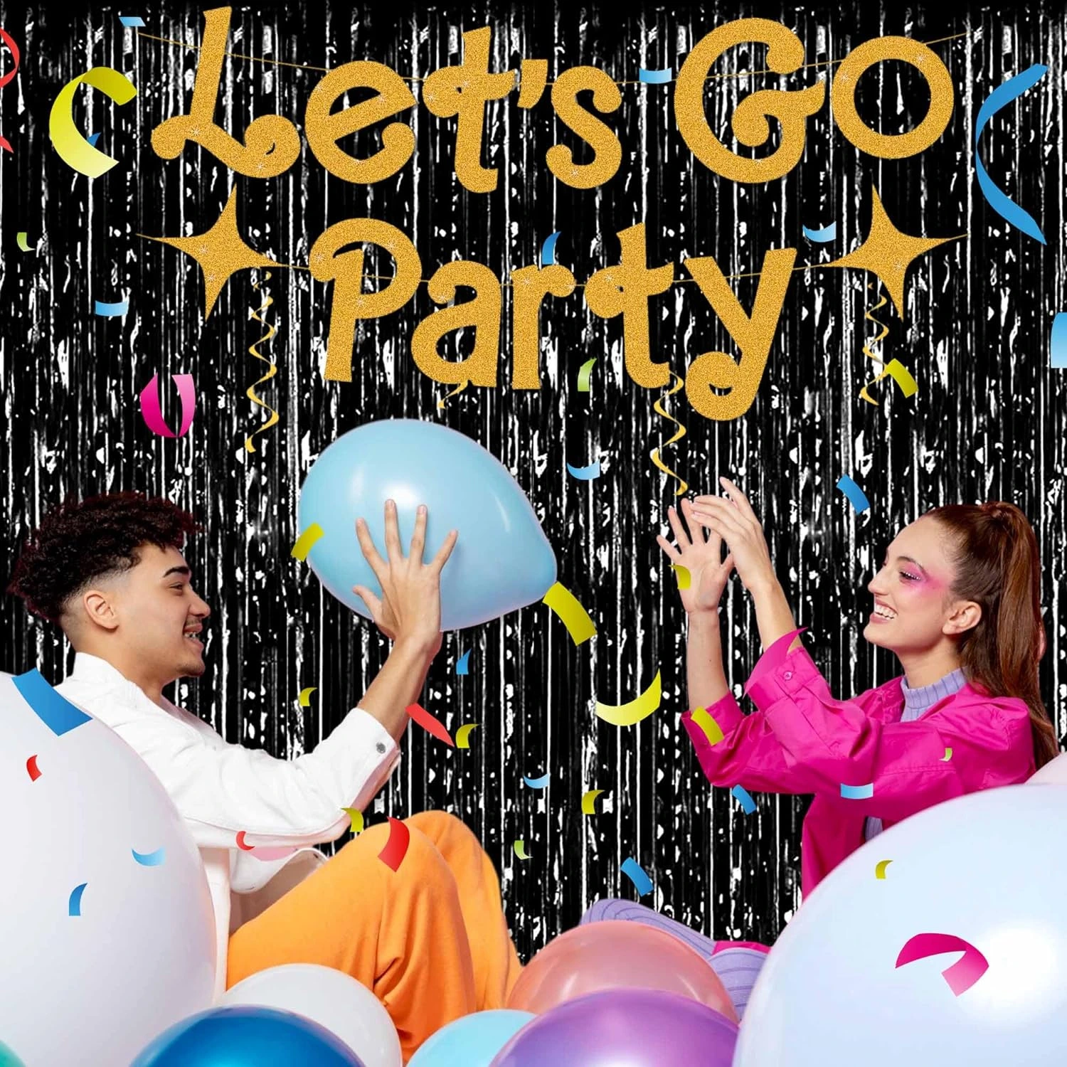 Siyah Ekstra Metalize Parlak Saçaklı Arka Fon Perde ( Lisinya ) Siyah Ekstra Metalize Parlak Saçaklı Arka Fon Perde ( Lisinya )