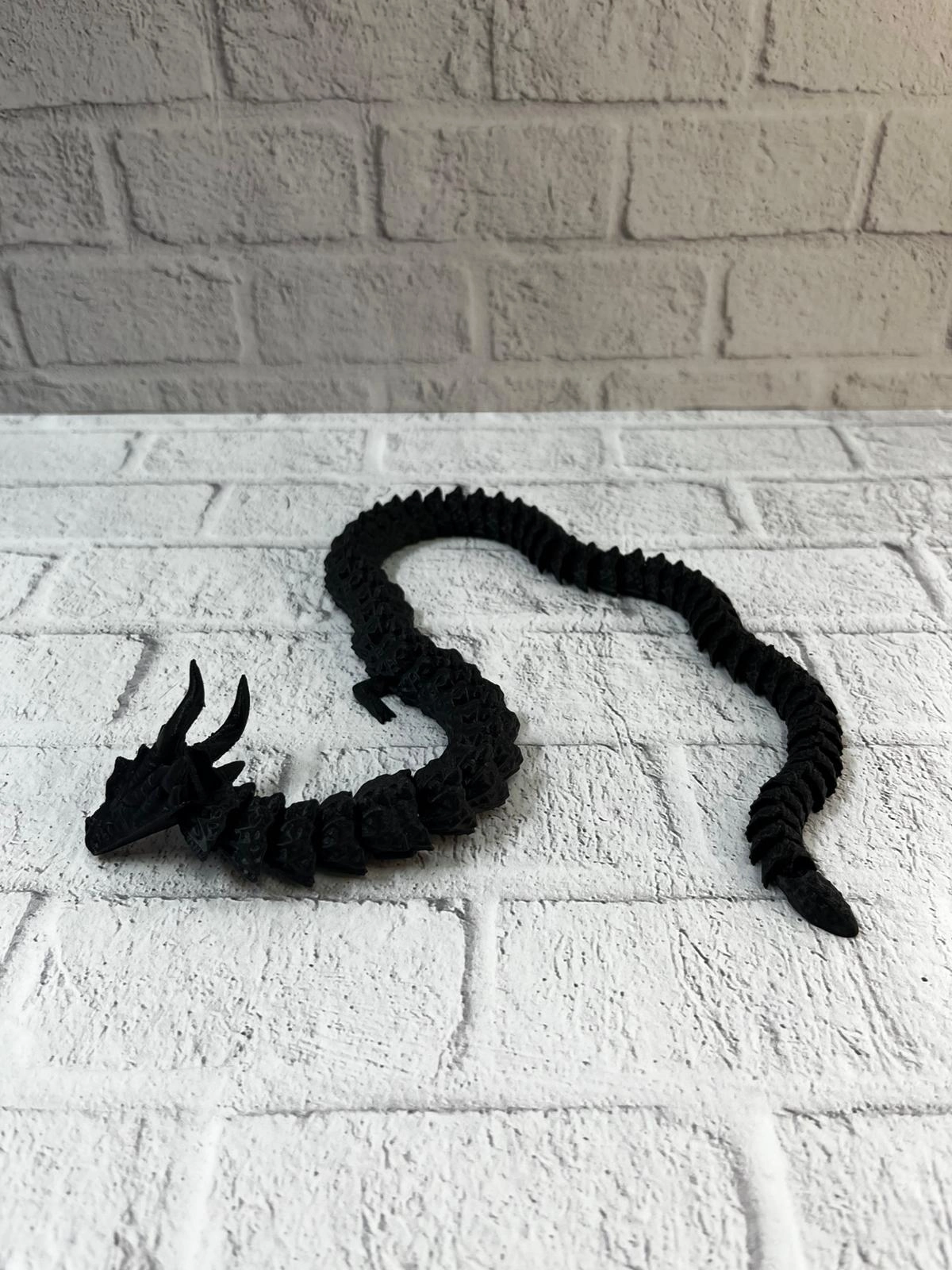 Siyah Hareketli Ejderha Figürü Esnek Gövdeli Dekoratif Tasarım 60 Cm ( Lisinya )