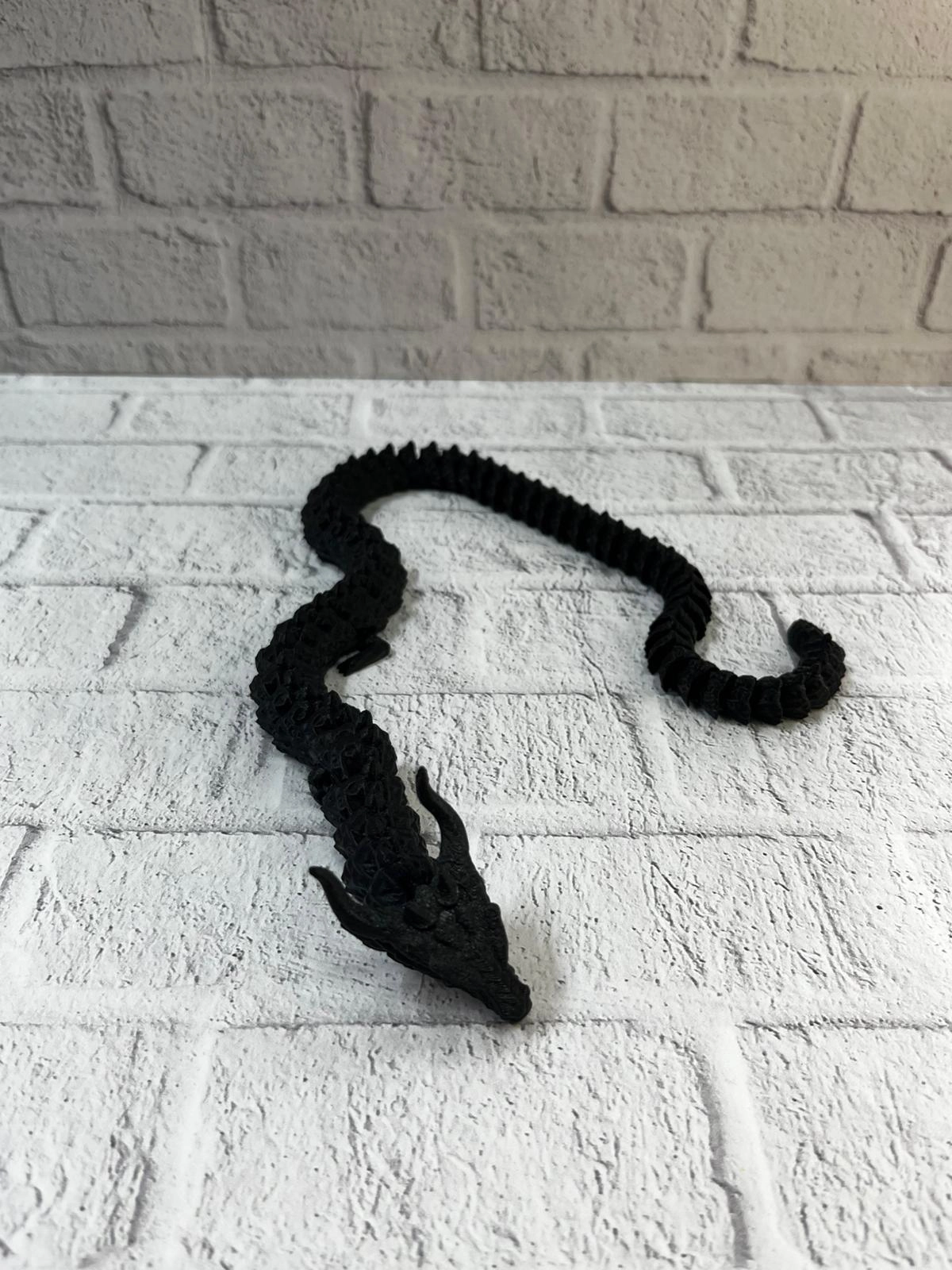 Siyah Hareketli Ejderha Figürü Esnek Gövdeli Dekoratif Tasarım 60 Cm ( Lisinya )