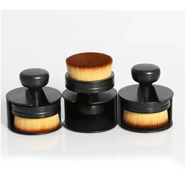 Siyah Plastik Lastik Parlatma Fırçası ( Lisinya ) Siyah Plastik Lastik Parlatma Fırçası ( Lisinya )