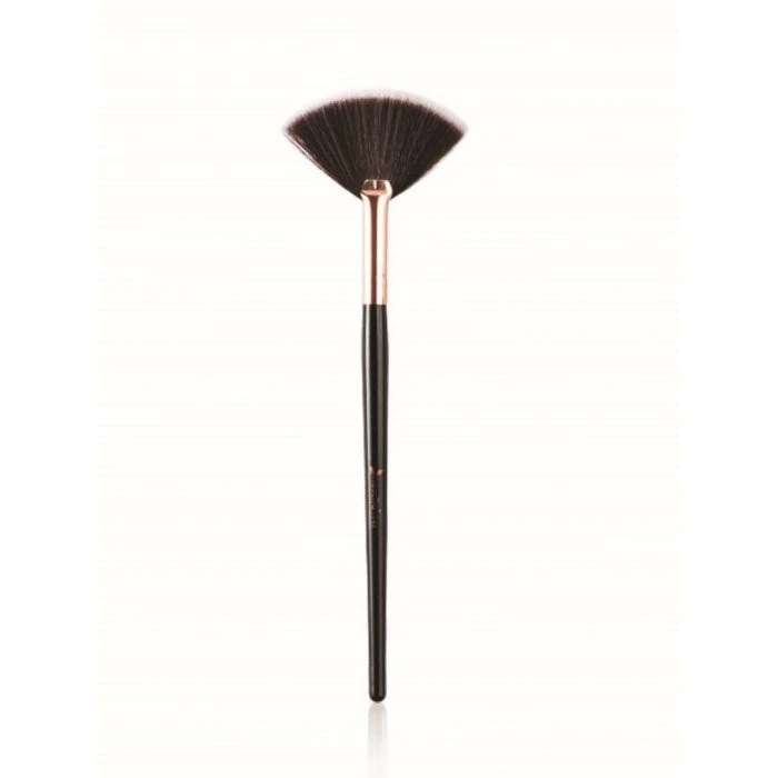 Siyah Yelpaze Highlighter Fırçası 576 ( Lisinya )