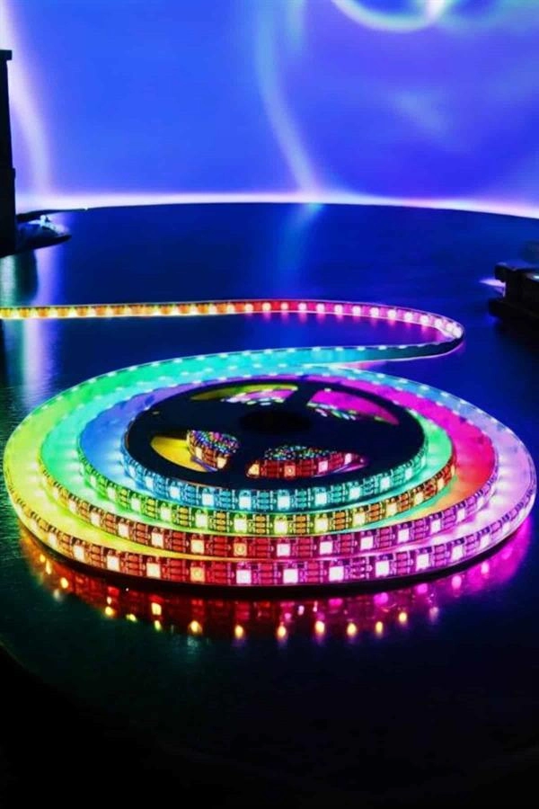 Smart Şerit Led Tv Arkası Renkli Kumandalı 10 Metre ( Lisinya )