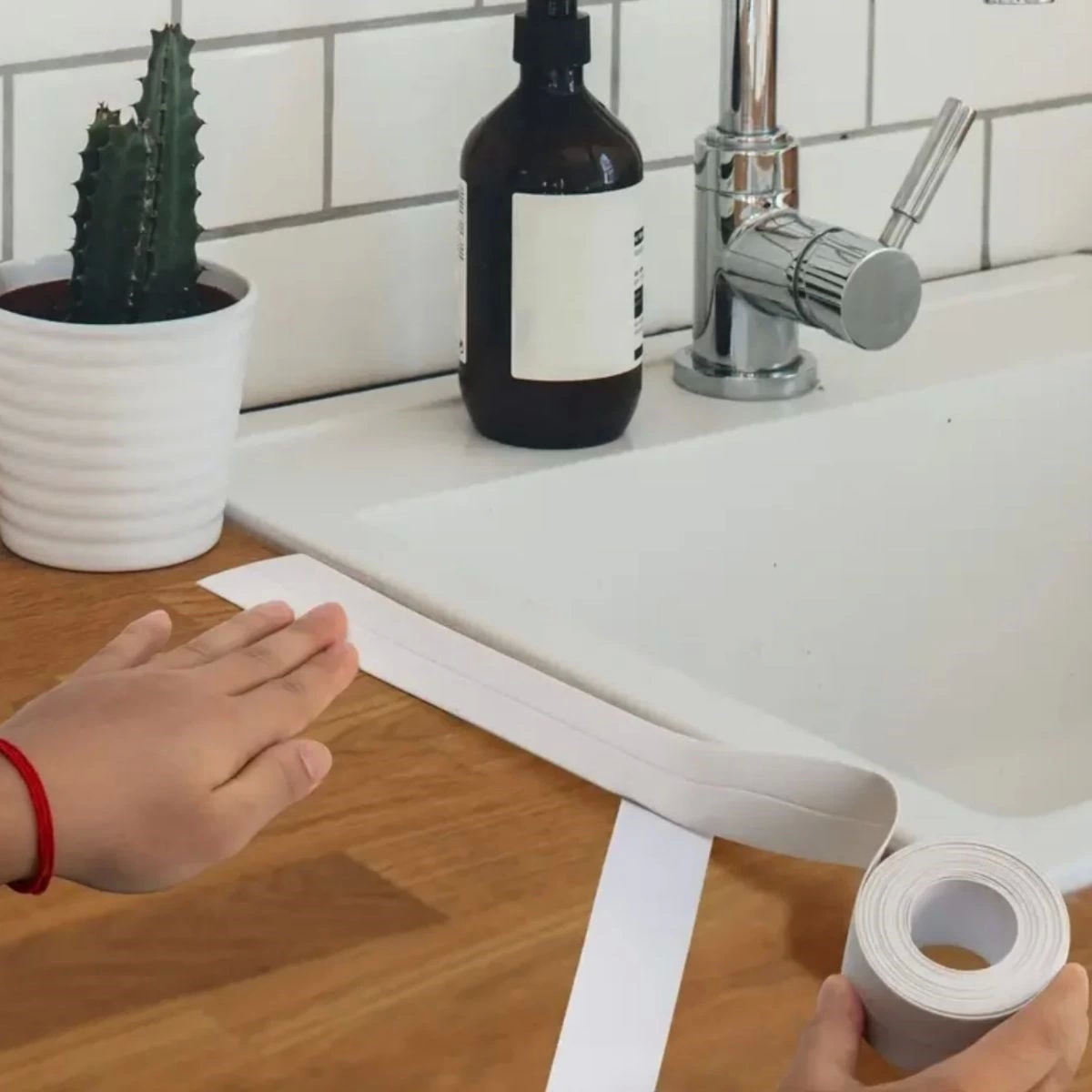 Su Sızdırmaz Banyo Mutfak Lavabo Küvet İzolasyon Şerit Bant,lavabo Kenar Bandı 3.2 Mt X 38 Mm ( Lisinya ) Su Sızdırmaz Banyo Mutfak Lavabo Küvet İzolasyon Şerit Bant,lavabo Kenar Bandı 3.2 Mt X 38 Mm ( Lisinya )