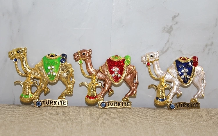 Swaroski Deve Figürü Magnet Alk3847 ( Lisinya )