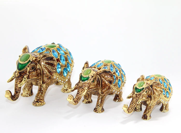 Taşlı 3'lü Fil Figürü Model 2 ( Lisinya ) Taşlı 3'lü Fil Figürü Model 2 ( Lisinya )