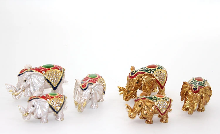 Taşlı 3'lü Fil Figürü Model 4 ( Lisinya ) Taşlı 3'lü Fil Figürü Model 4 ( Lisinya )