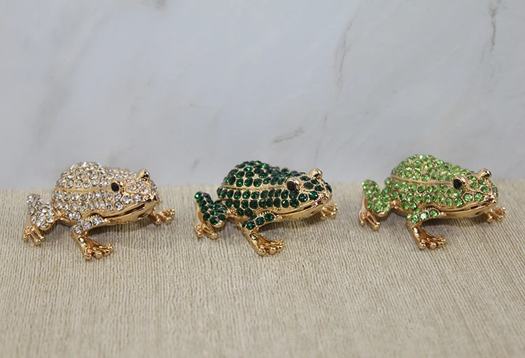 Taşlı Minik Figür - Kurbağa Model 2 ( Lisinya ) Taşlı Minik Figür - Kurbağa Model 2 ( Lisinya )