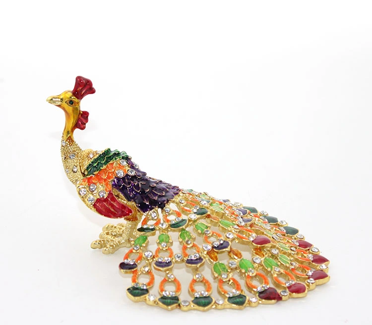 Taşlı Tavuskuşu Model 2 ( Lisinya ) Taşlı Tavuskuşu Model 2 ( Lisinya )